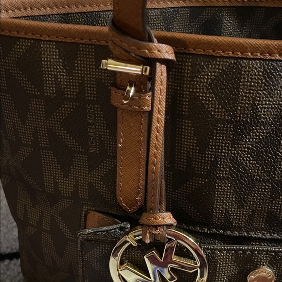 Micheal Kor’s Jet Set Brown Monogram Tote Bag with Matching Wallet 16”W x 13”H 🌸 - Picture 3 of 16